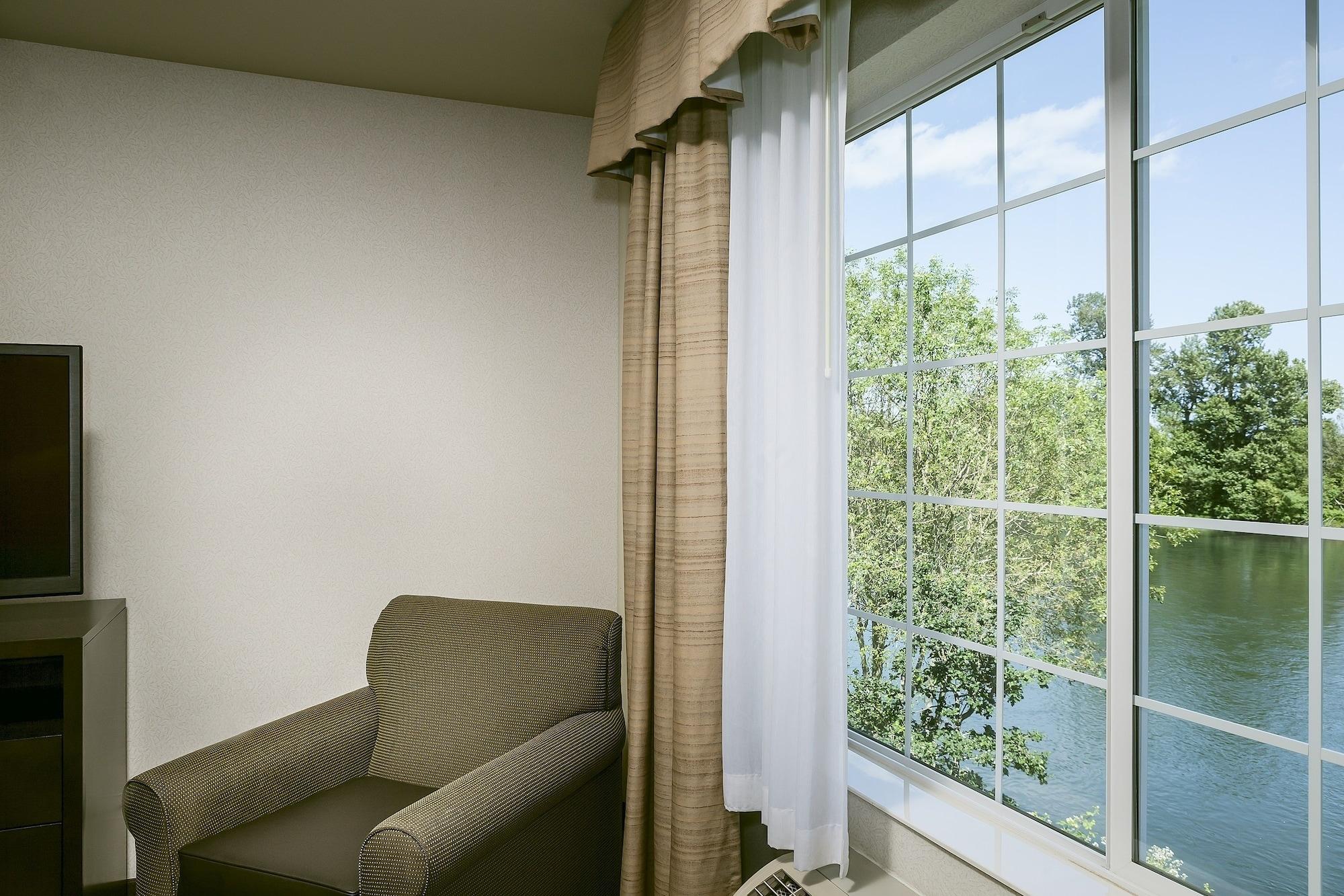Holiday Inn Express Corvallis-On The River By Ihg Bagian luar foto