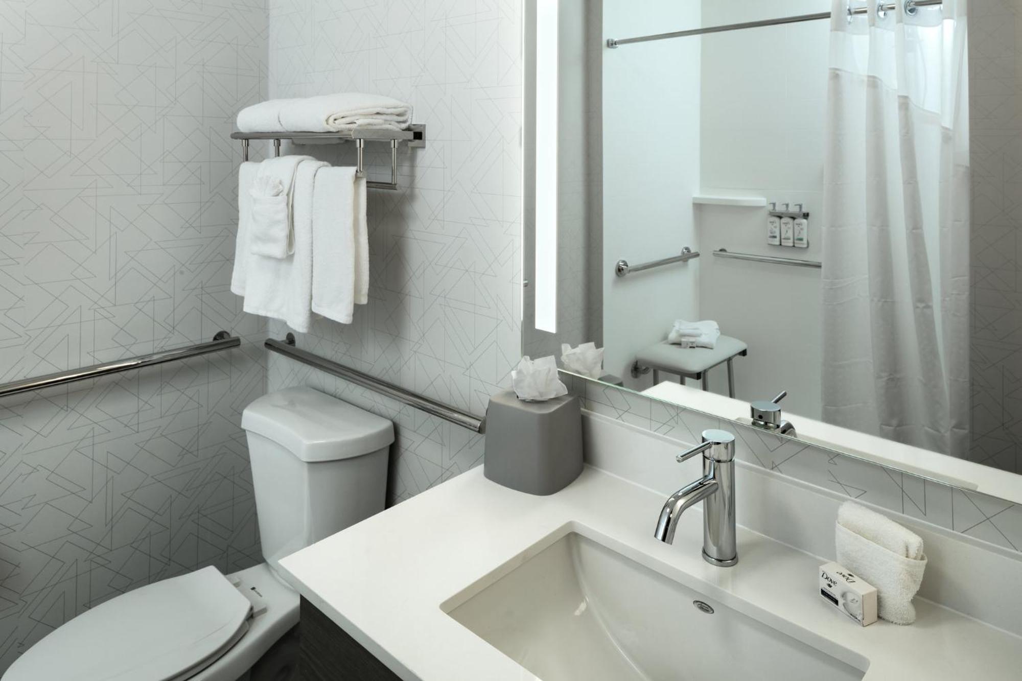 Holiday Inn Express Corvallis-On The River By Ihg Bagian luar foto
